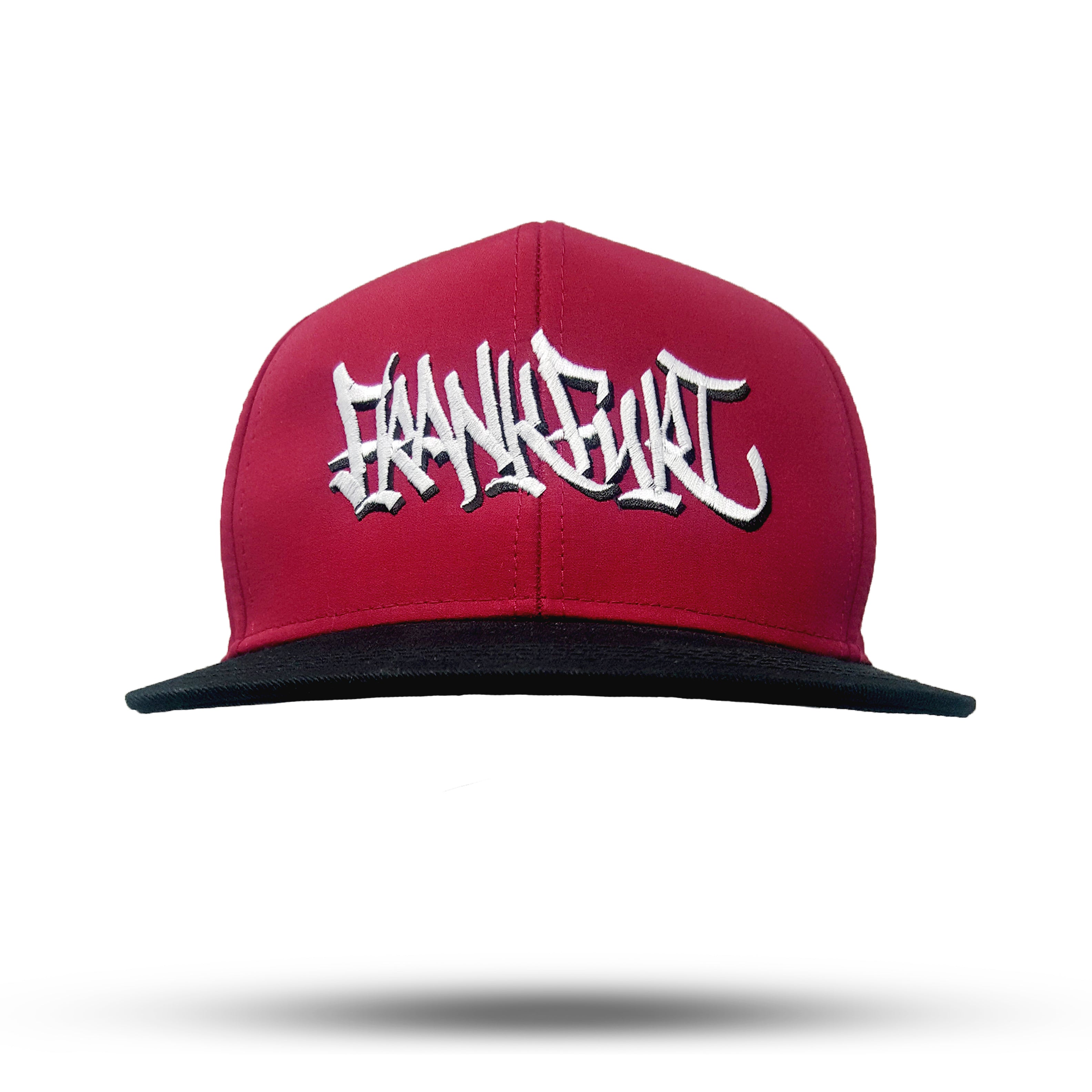 Frontansicht Snapback Baseball Kappe in Bordeaux und Schwarz mit Frankfurt Handstyle Logo