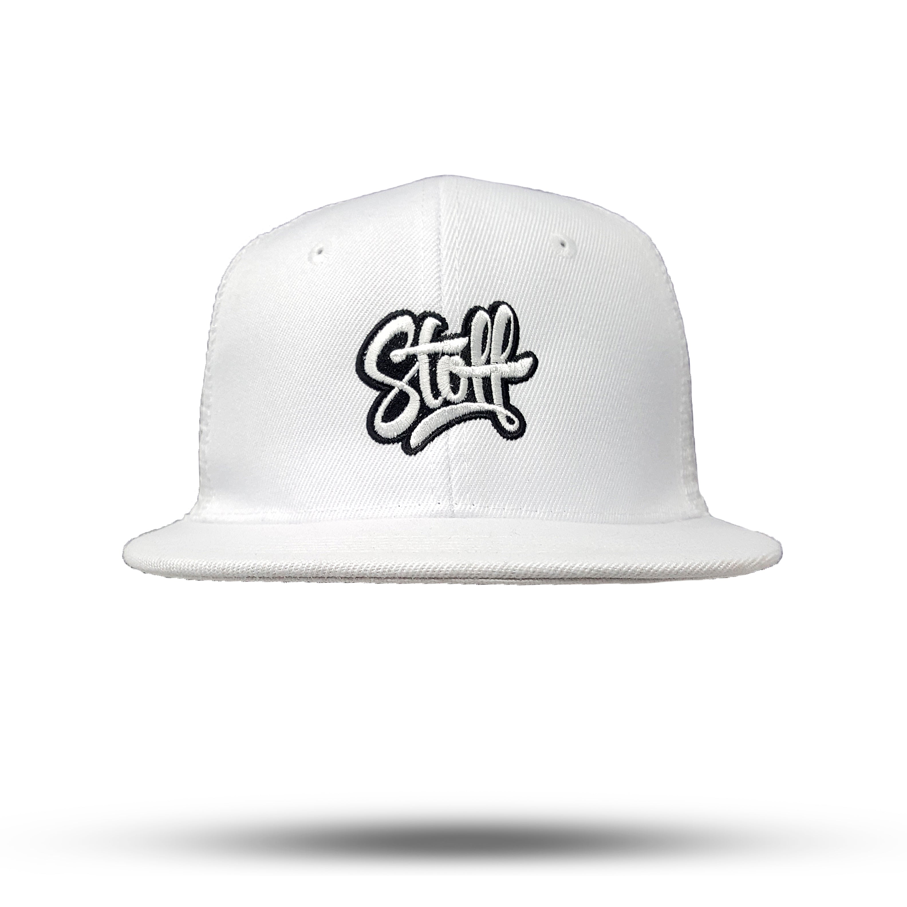 Frontansicht Snapback Baseball Kappe mit Netz in weiß mit STOFF Logo