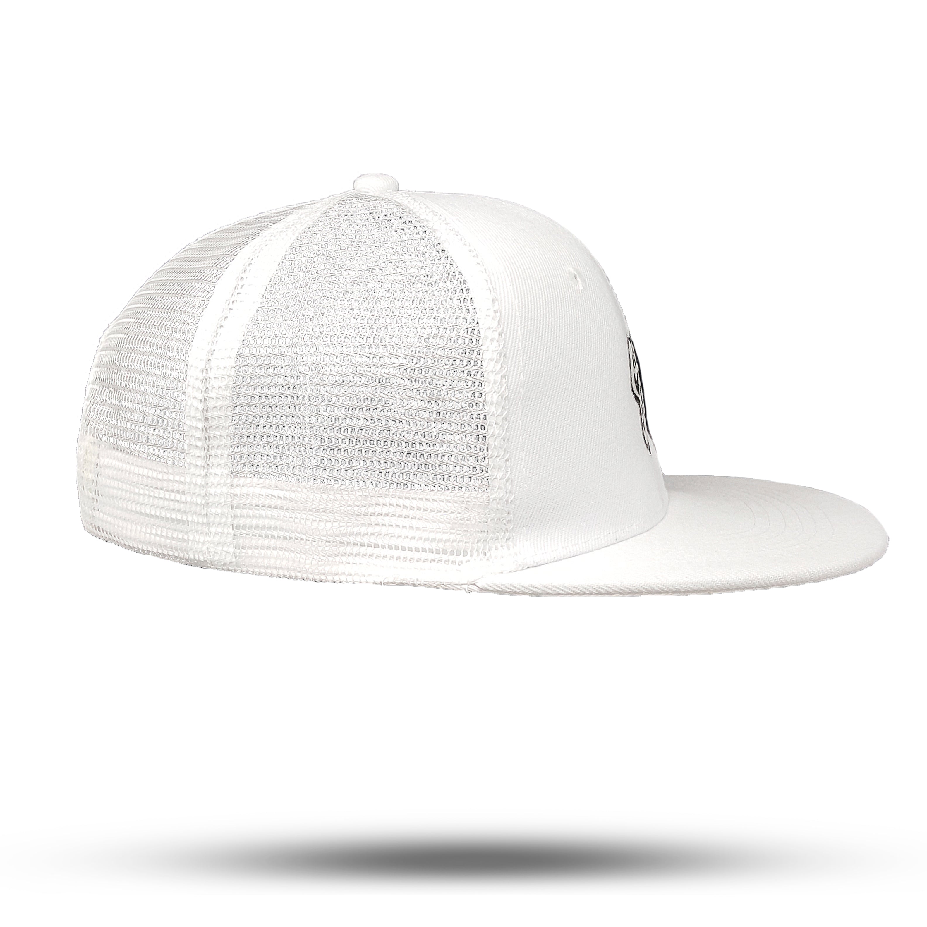 Seitenansicht Snapback Baseball Kappe mit Netz in weiß mit STOFF Logo